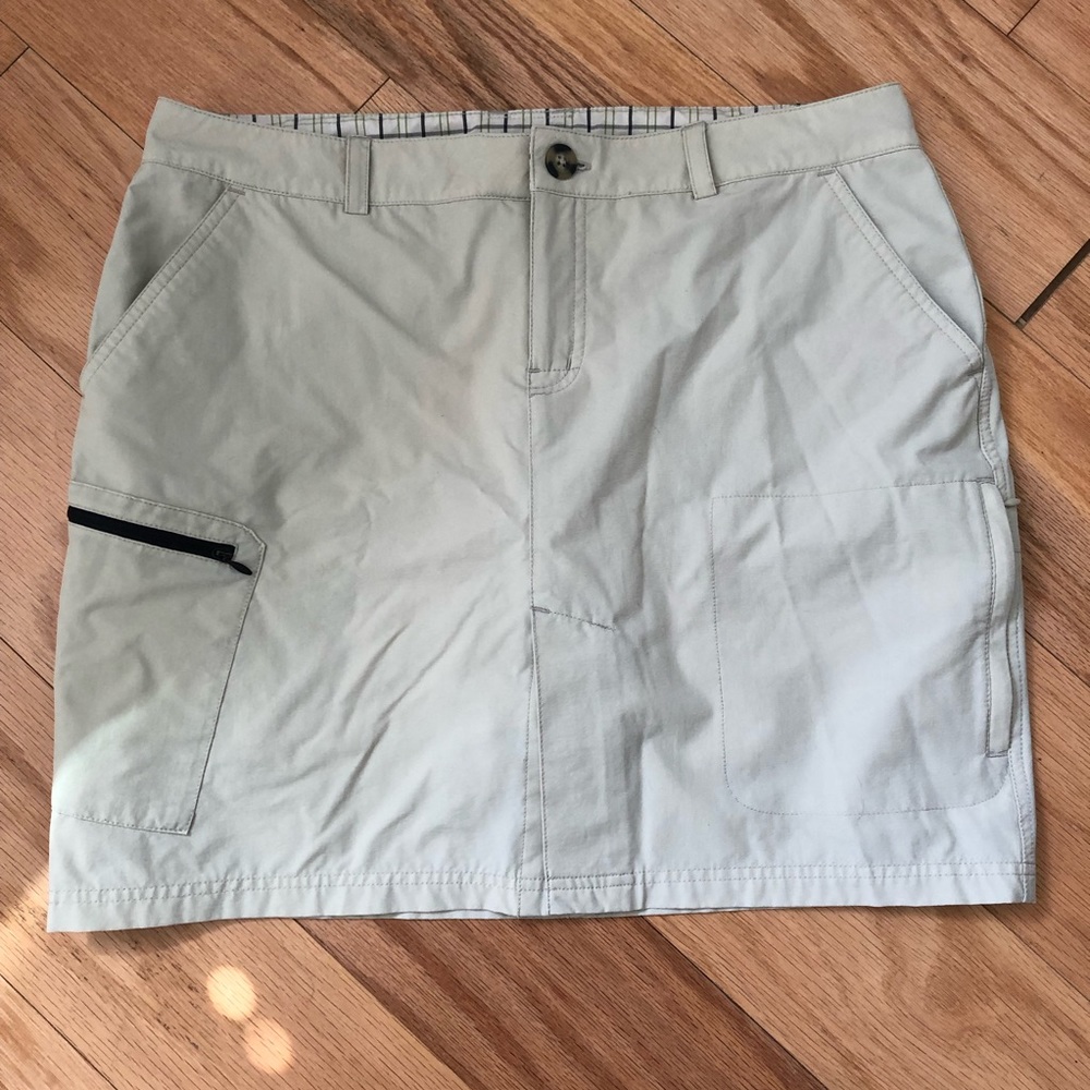EMS Khaki cargo skort with 6 pockets and built in shorts